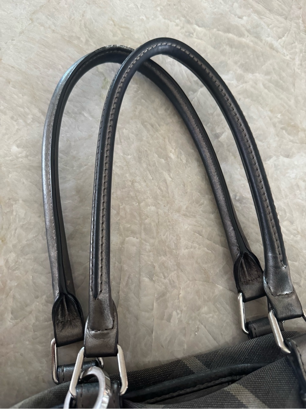 Vintage Burberry Nova Check Haymarket Tote Gray Bag Metallic Leather Trim - Picture 6 of 14